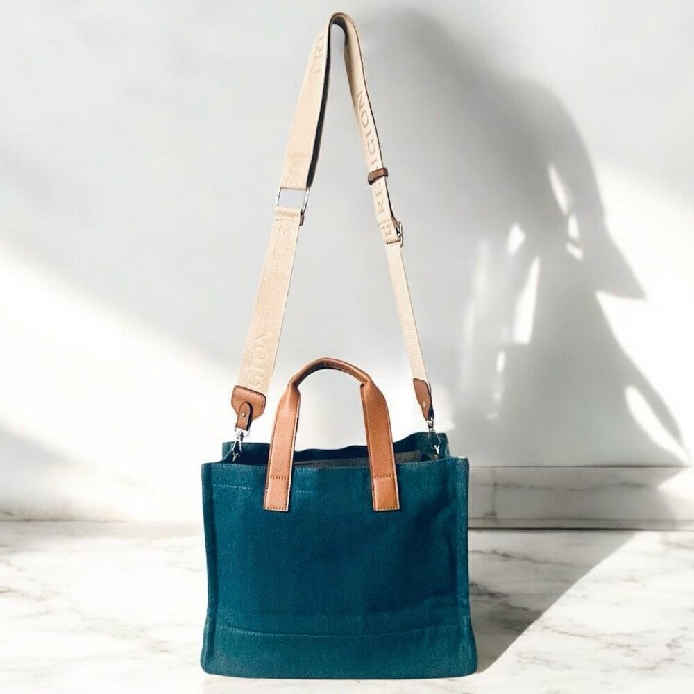 NWT Gorgeous True Religion Denim Signature Guitar Strap Crossbody Tote Bag - Picture 11 of 16